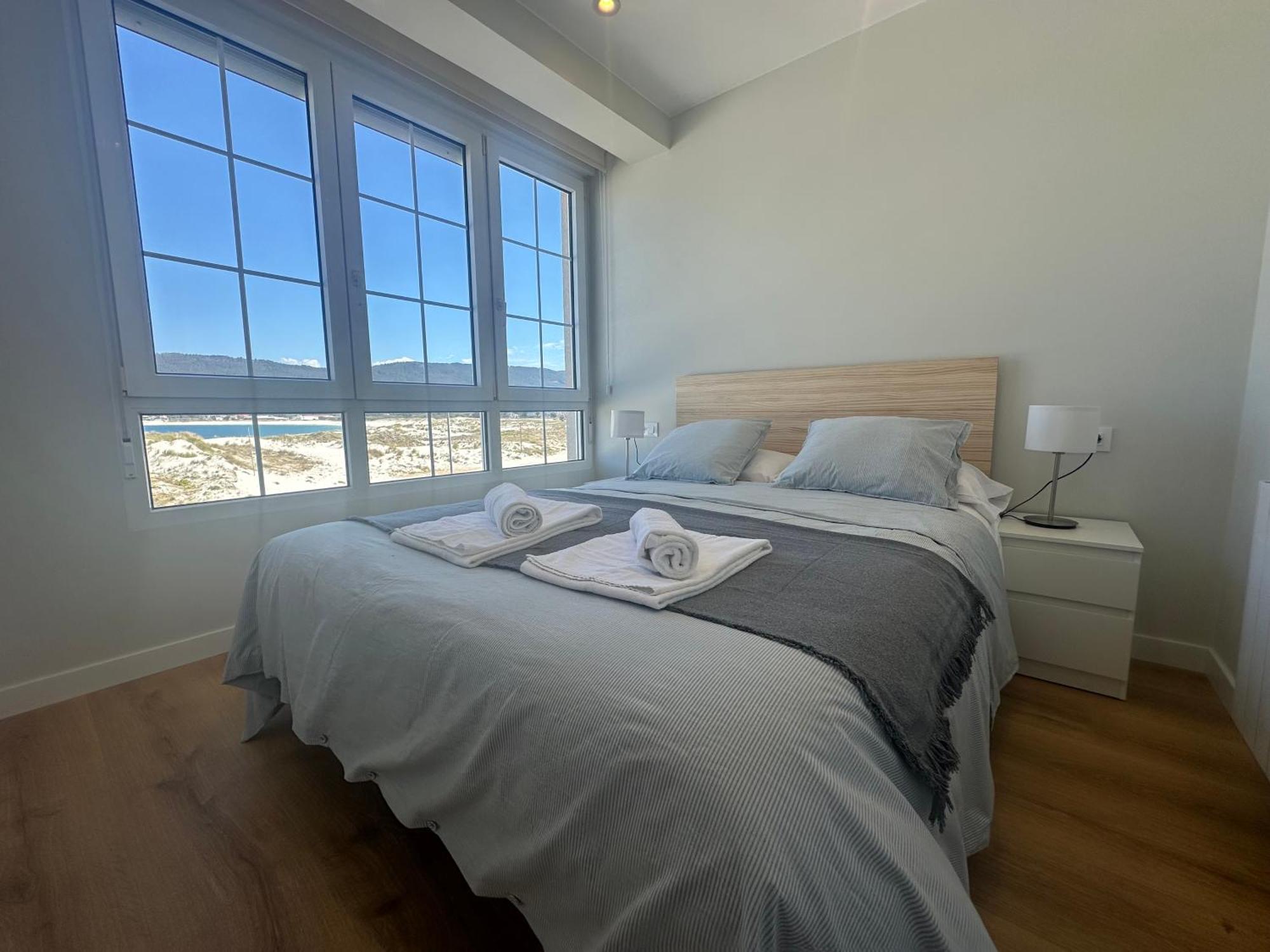 A Terraza Pequena By Oktheway Apartment Laxe Luaran gambar